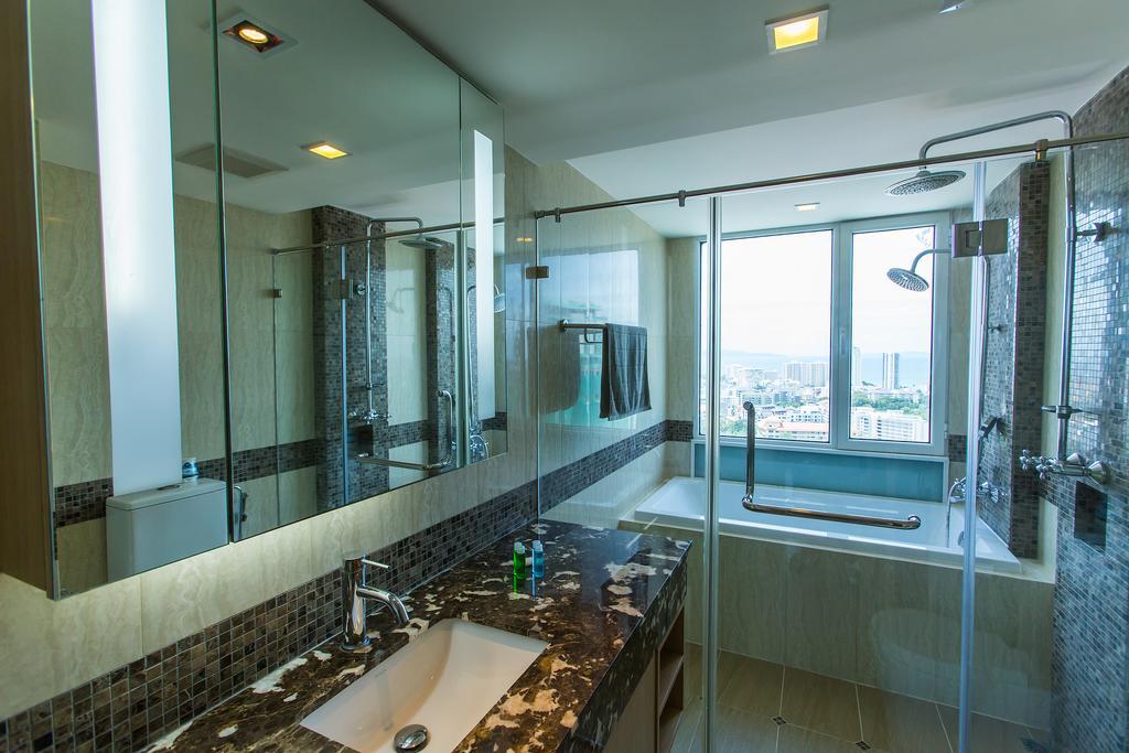 The Cliff Residence Condo Pattaya Pokoj fotografie