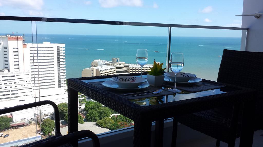 The Cliff Residence Condo Pattaya Pokoj fotografie