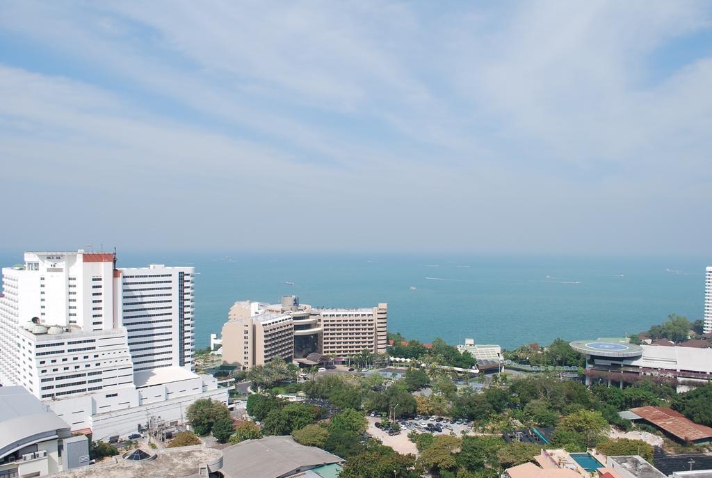 The Cliff Residence Condo Pattaya Pokoj fotografie