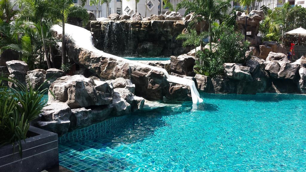 The Cliff Residence Condo Pattaya Pokoj fotografie